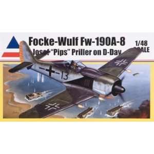  0402 1/48 Focke Wulf Fw 190 A7: Toys & Games