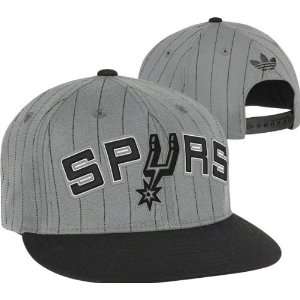  Adidas San Antonio Spurs Pinstripe Snapback Hat Sports 