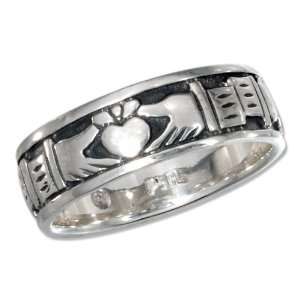   Sterling Silver Claddagh Heart in Hands Band Ring (size 10).: Jewelry