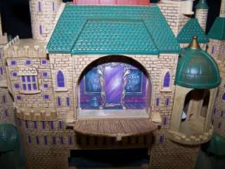 Harry Potter Hogwarts School Deluxe Electronic Playset Castle 2001 