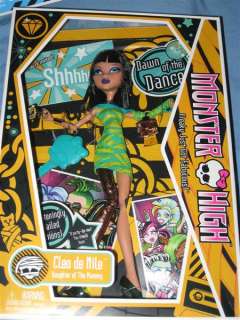 Monster High 4 Doll Lot Frankie Cleo Draculara Clawdeen  