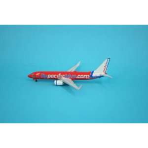    Phoenix Pacific Blue B737 800W Model Airplane: Everything Else