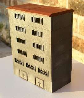 HO SCALE 6 STORY WEATHERED DOWNTOWN CITY/COUNTY JAIL/PRISON BUILDING 