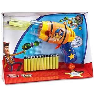  Toy Story   Woodys Nerf Gun Blaster (With 12 Darts): Toys 