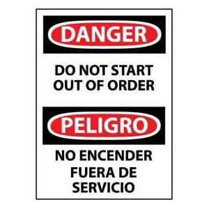 Bilingual Plastic Sign   Danger Do Not Start Out Of Order:  