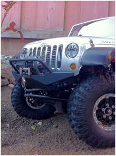 as the 3racing winch bumper can be ordered black or raw aluminum 