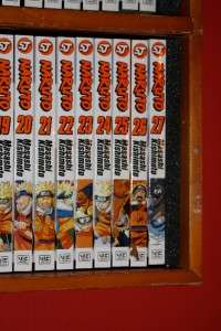 Naruto Manga Book Lot Vol. 1   27 in Rare Collectors Case  