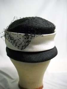 Vintage Bucket Style Black & Cream Veiled Hat   nice condition  