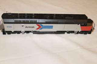 Amtrak HO Train Set: Con Cor Locomotive w/ 8 Athearn Streamline 