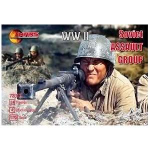  WWII Soviet Assault Group (24 & 4 Machine Guns) 1 72 Mars 