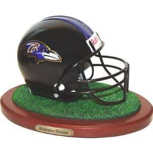 Baltimore Ravens Helmet Figurine:  Sports & Outdoors