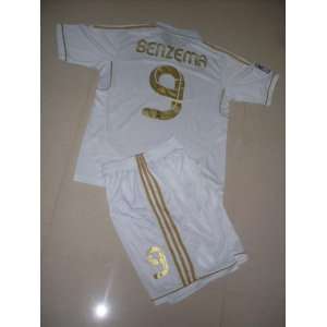 2011/2012 embroidery logo real madrid home #9 benzema soccer jersey 