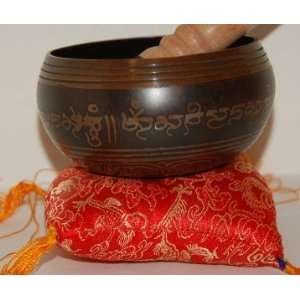    Om Mani Padme Hum Singing Bowl Great Sound: Musical Instruments