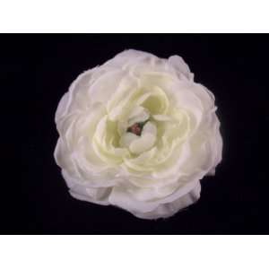  White Ranunculus Flower Hair Clip: Beauty