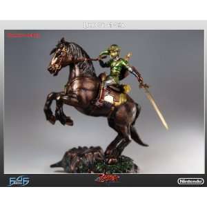  Zelda Link On Epona Exclusive Statue Toys & Games