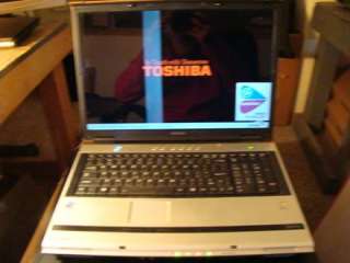 Toshiba Satellite M65 S9063 17 Laptop Intel Centrino 1GB RAM NO OS NO 