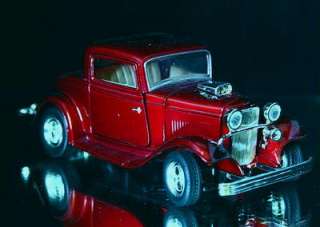 1932 Ford Coupe MOTORMAX Diecast 1:24 Candy Red  
