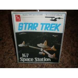  1976 Vintage Star Trek AMT Model Kit K 7 Space Station 