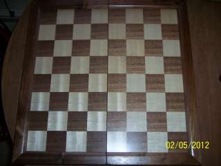 Deluxe Walnut Tournament Chess Set   Hand Carved Staunton Pieces 