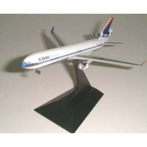  Delta Airlines MD 11 (Chrome) 1 400 Dragon Wings Toys 