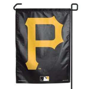  Pittsburgh Pirates MLB 11 X 15 Garden Flag: Sports 