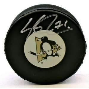   Puck   Penguins Logo GAI   Autographed NHL Pucks
