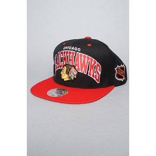   & Ness The Chicago Blackhawks Arch Snapback Cap in Red,Hats for Men