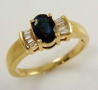   FACETED OVAL BLUE SAPPHIRE & BAGUETTE DIAMOND RING 14K YELLOW GOLD