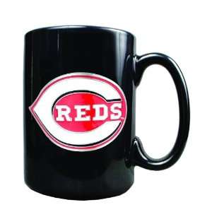  MLB Cincinnati Reds 15oz Black Ceramic Coffee Mug: Kitchen 