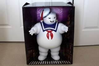 SDCC 2011 Ghostbusters Stay Puft Marshmallow Man 20 Tall w/ NY City 