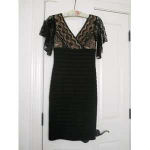 Adrianna Papell dress size 4 Black Lace