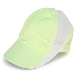  Nike Women`s Featherlight Tennis Cap