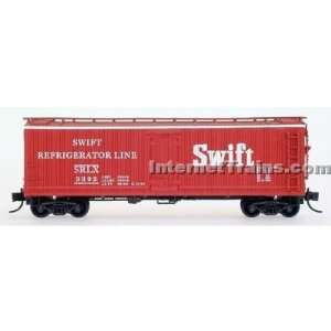   Scale Ready to Run Wood Refrigerator Car   Swift Red Toys & Games