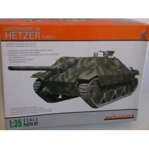   Jagdpanzer 38 Hetzer Tank (Early)  Plastic Model Kit 